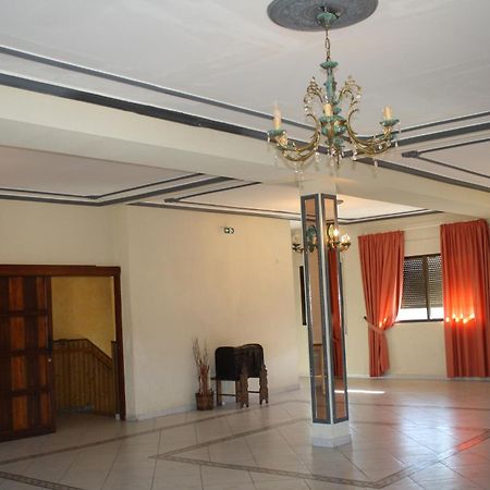 Hotel Carvajal Torrejon el Rubio Exterior photo