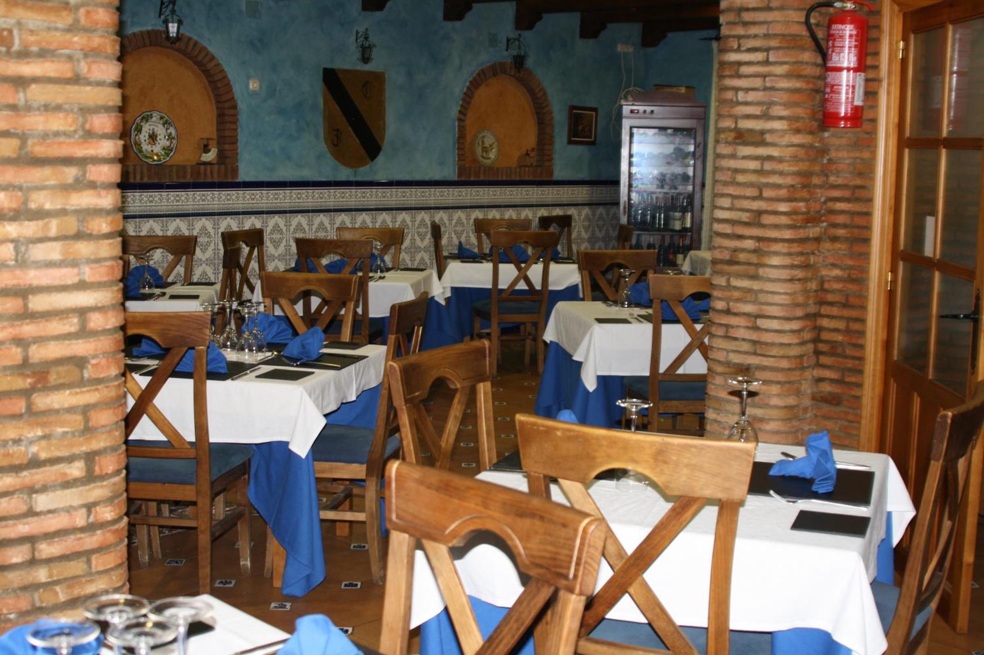 Hotel Carvajal Torrejon el Rubio Exterior photo